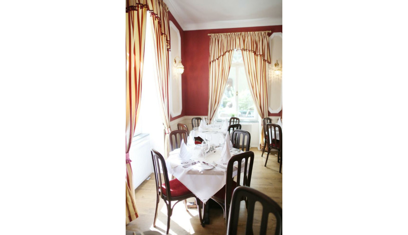 VILLA BASILEIA Riverside Karlovy Vary